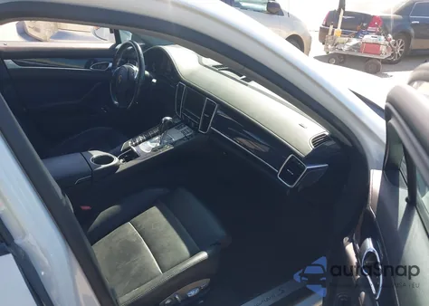 2016 Porsche Panamera S z USA, uszkodzony, nr VIN WP0AB2A70GL050315